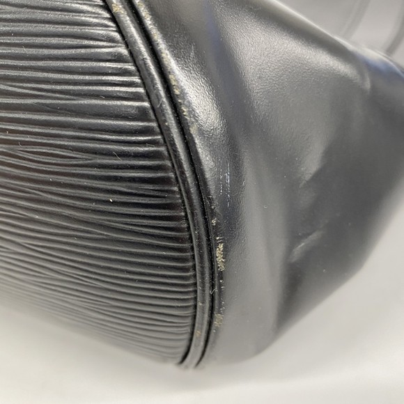 Louis Vuitton Black Shoulder Randonne PM Epi Noir Bag - Picture 8 of 9
